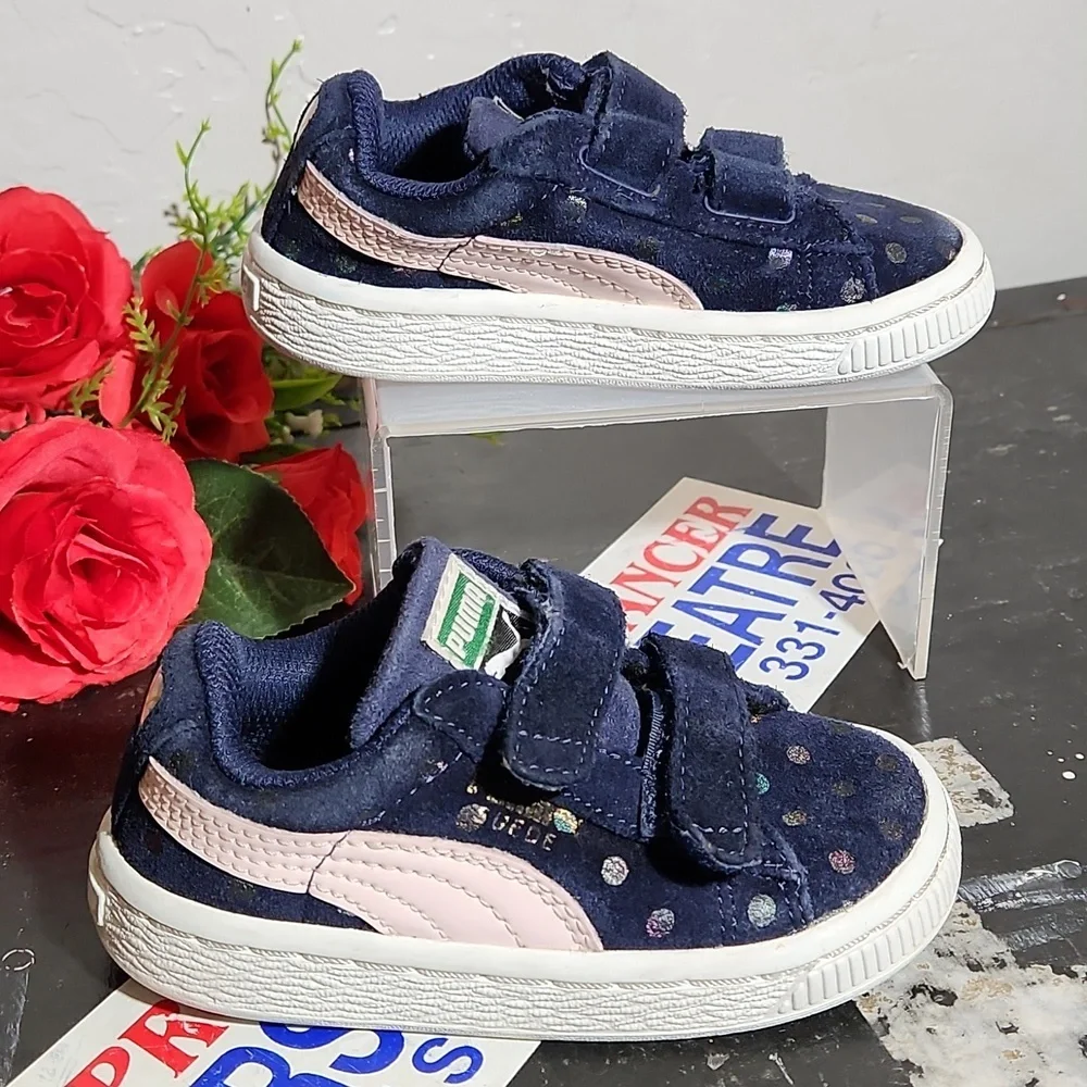 PUMA Kinder Fit Blue Pink Suede Polka Dot Strap Sneaker 5